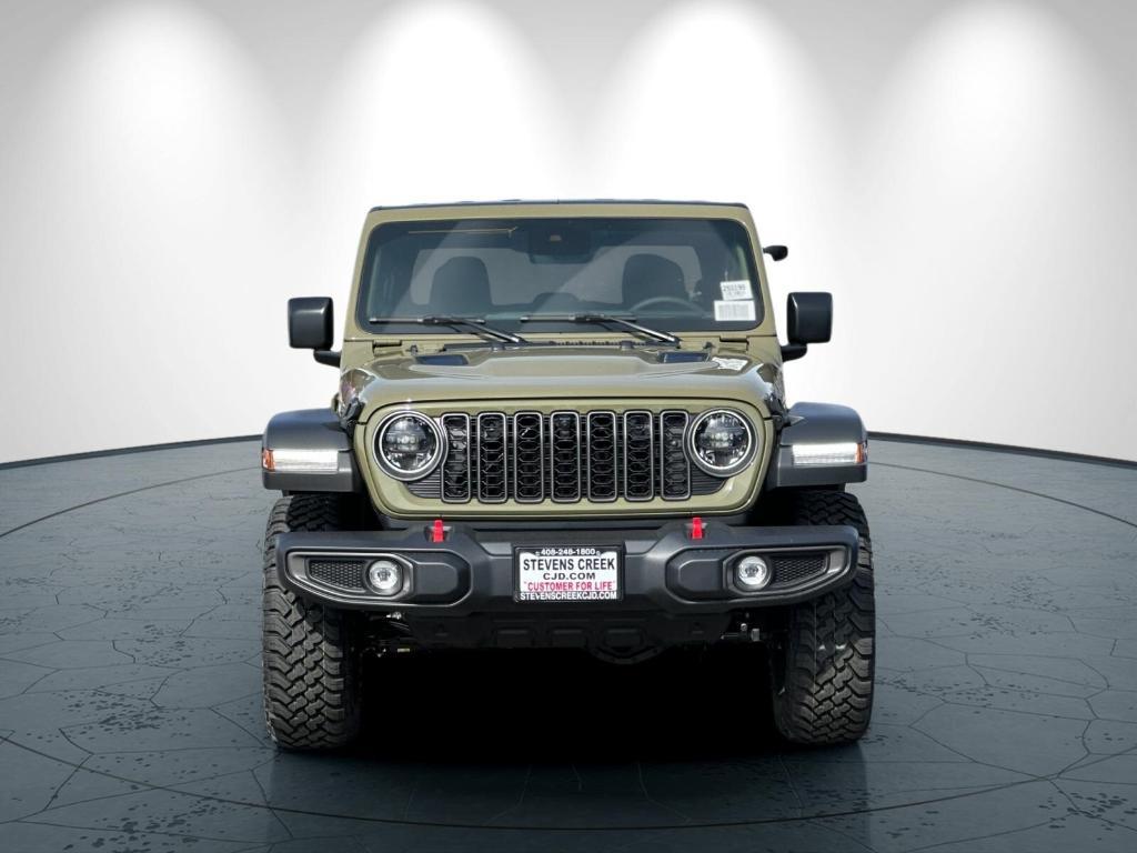 new 2025 Jeep Gladiator car, priced at $61,135