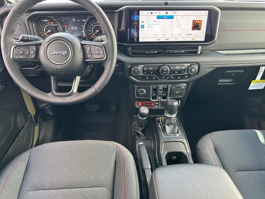 new 2025 Jeep Gladiator car, priced at $61,135