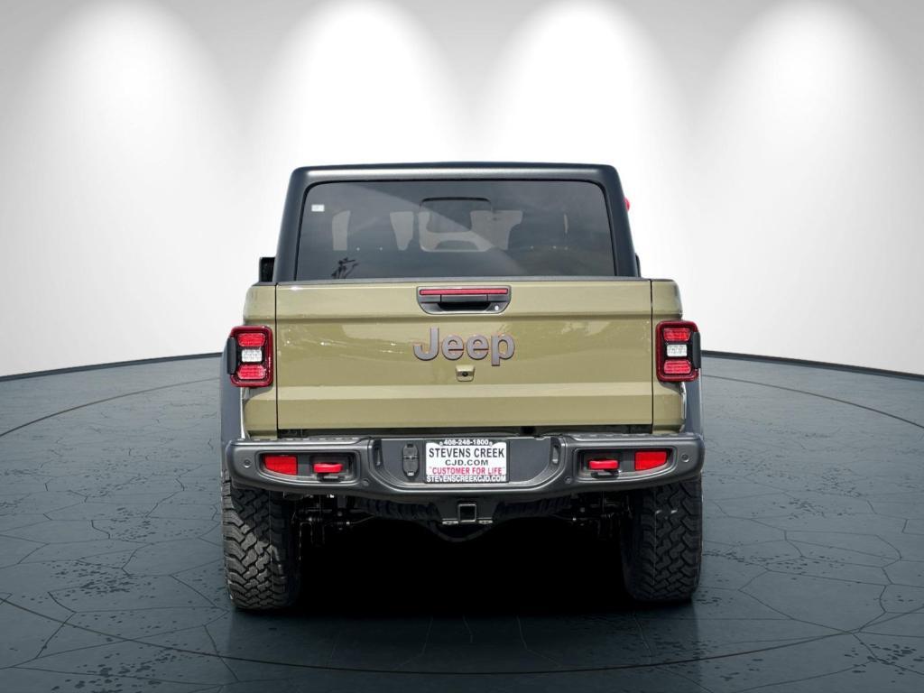new 2025 Jeep Gladiator car