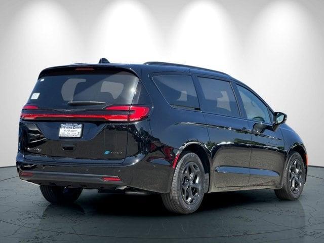 new 2025 Chrysler Pacifica Hybrid car, priced at $60,080