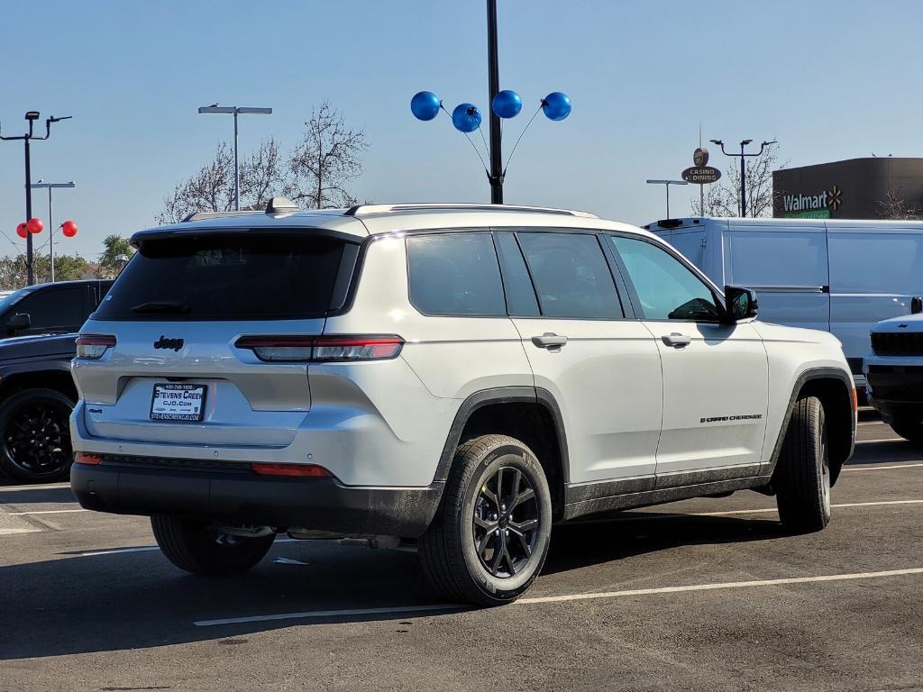 new 2025 Jeep Grand Cherokee L car