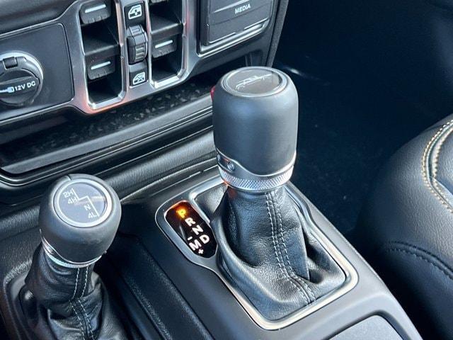 new 2025 Jeep Gladiator car, priced at $50,450