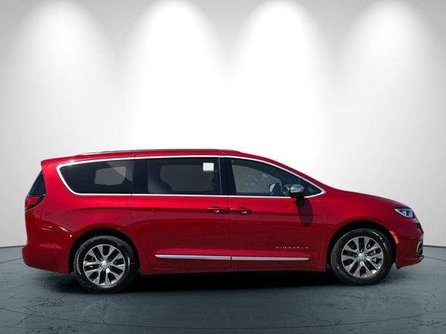 new 2025 Chrysler Pacifica Hybrid car, priced at $62,275
