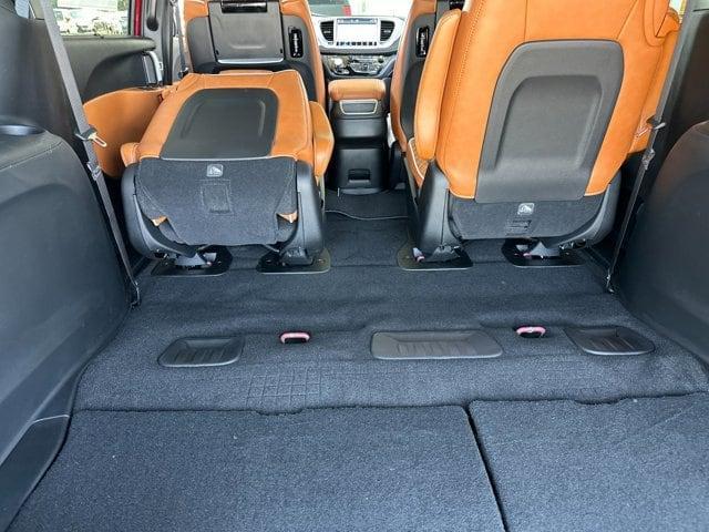 new 2025 Chrysler Pacifica Hybrid car, priced at $62,275