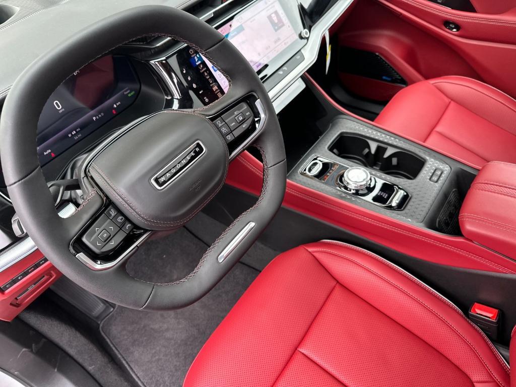 new 2025 Jeep Wagoneer S car