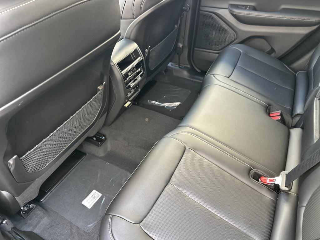 new 2025 Jeep Grand Cherokee car, priced at $52,935