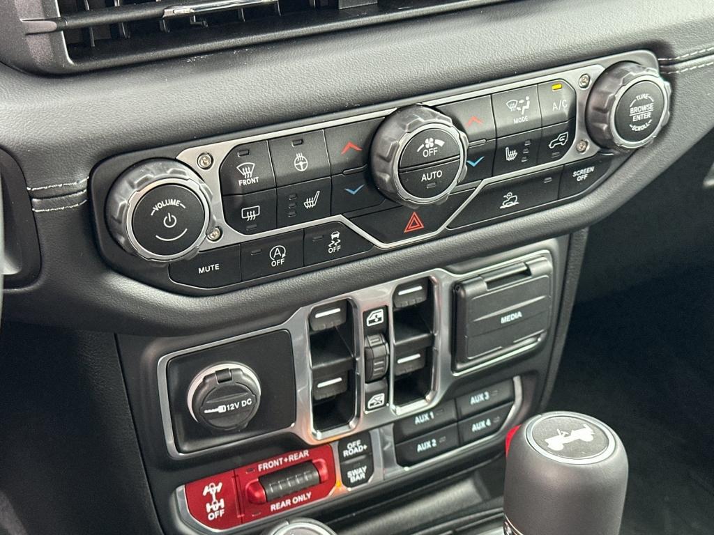 new 2025 Jeep Wrangler car, priced at $64,890