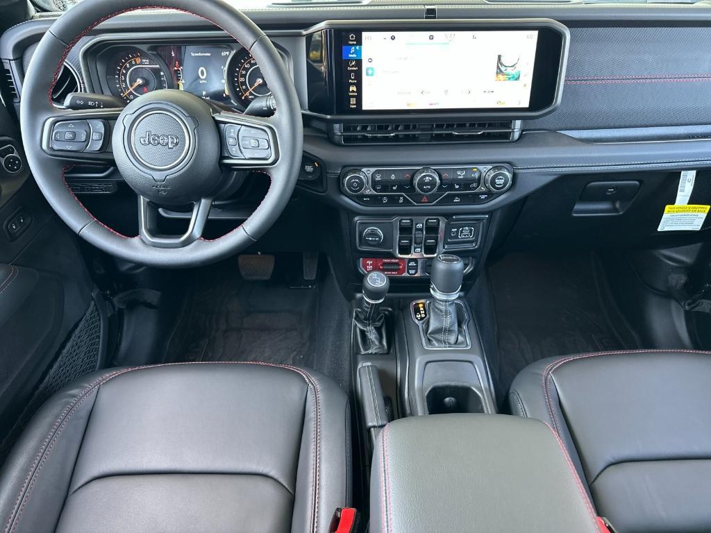 new 2025 Jeep Gladiator car