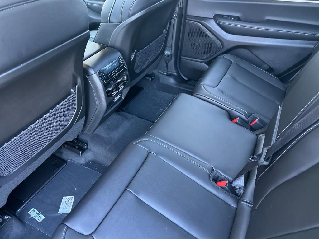 new 2025 Jeep Grand Cherokee L car, priced at $50,245