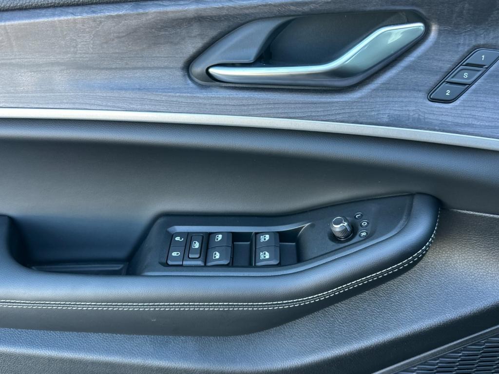 new 2025 Jeep Grand Cherokee L car, priced at $50,245