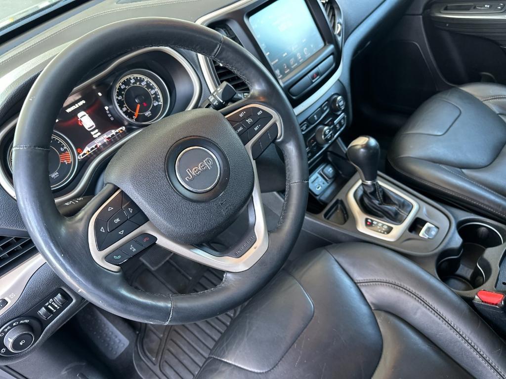 used 2015 Jeep Cherokee car, priced at $9,994
