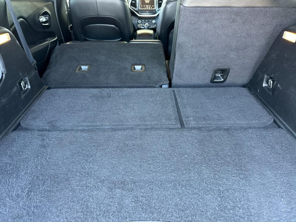used 2015 Jeep Cherokee car, priced at $9,994