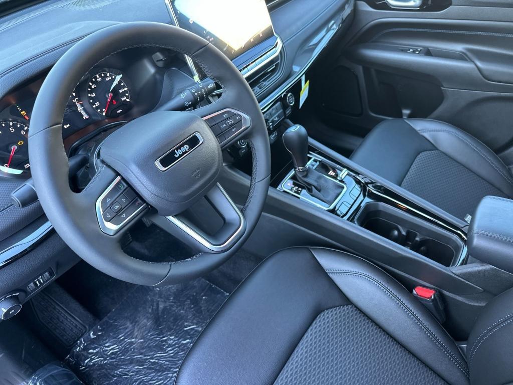 new 2026 Jeep Compass car, priced at $33,185
