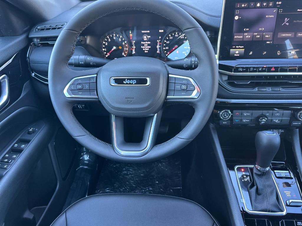 new 2026 Jeep Compass car, priced at $33,185