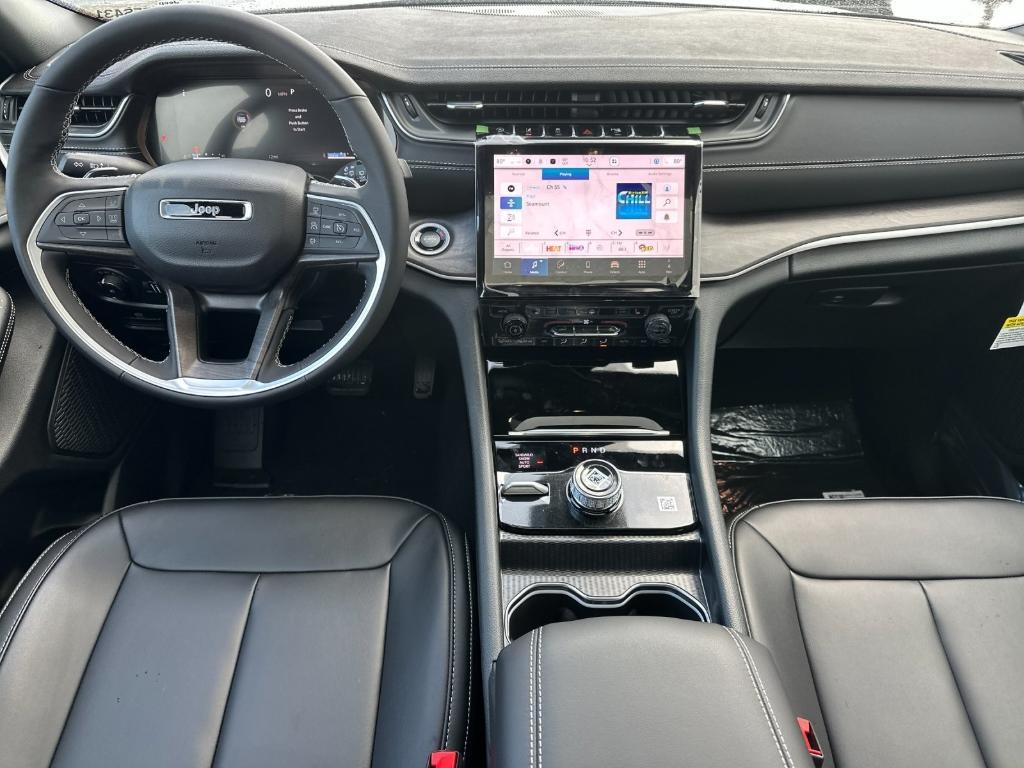 new 2025 Jeep Grand Cherokee car, priced at $53,735