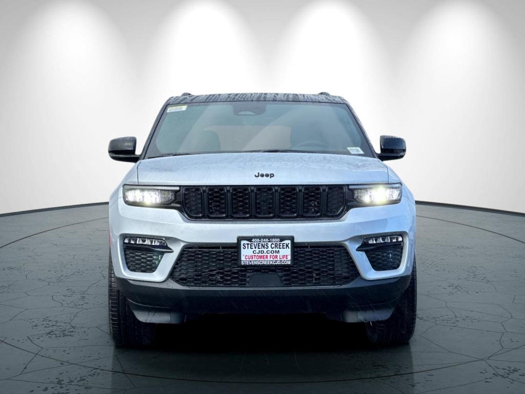 new 2025 Jeep Grand Cherokee car, priced at $53,735