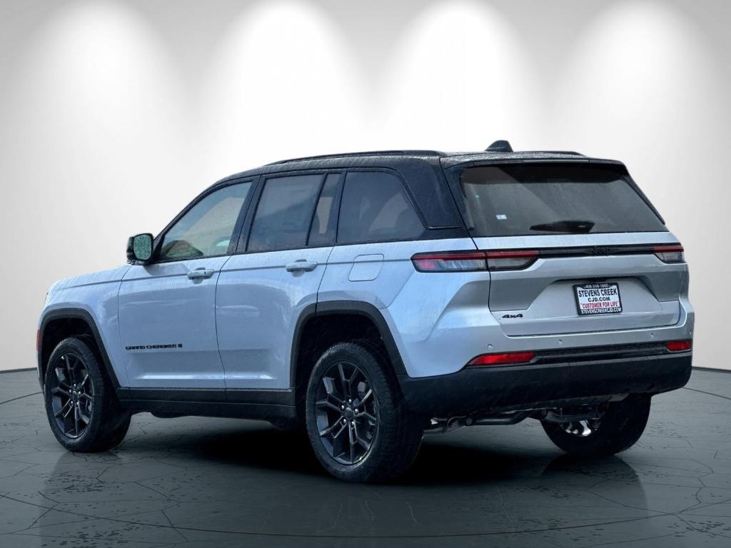 new 2025 Jeep Grand Cherokee car, priced at $53,735