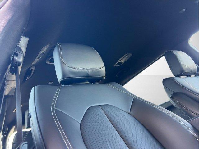 new 2025 Chrysler Pacifica car
