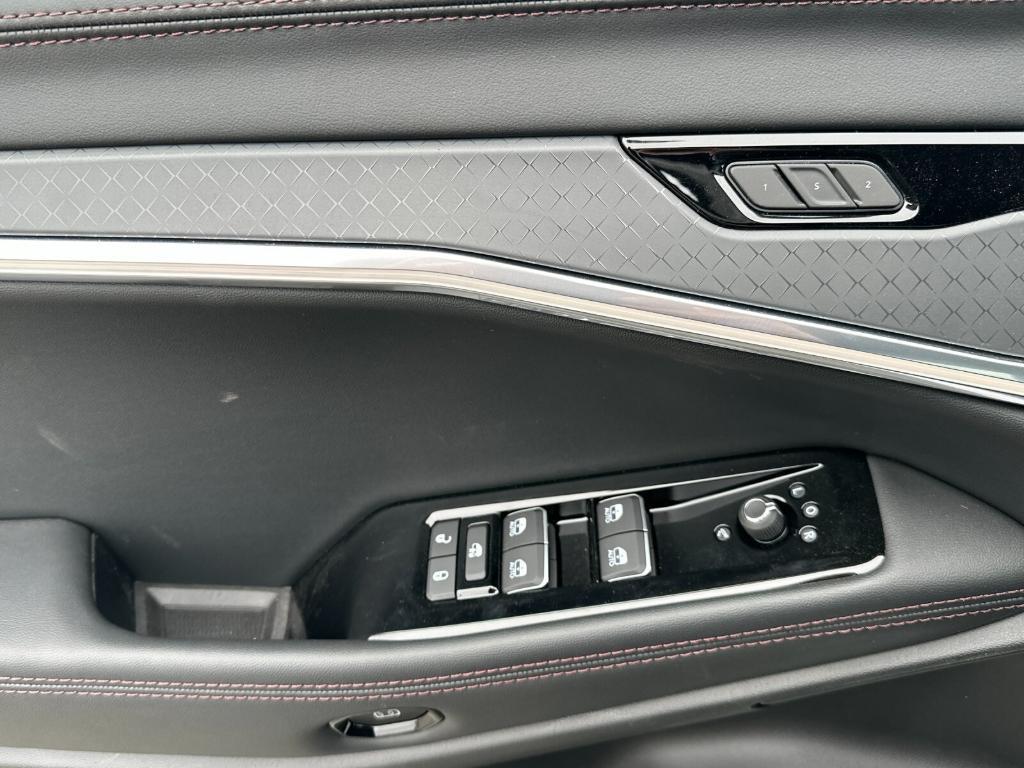 new 2025 Jeep Wagoneer S car, priced at $67,195