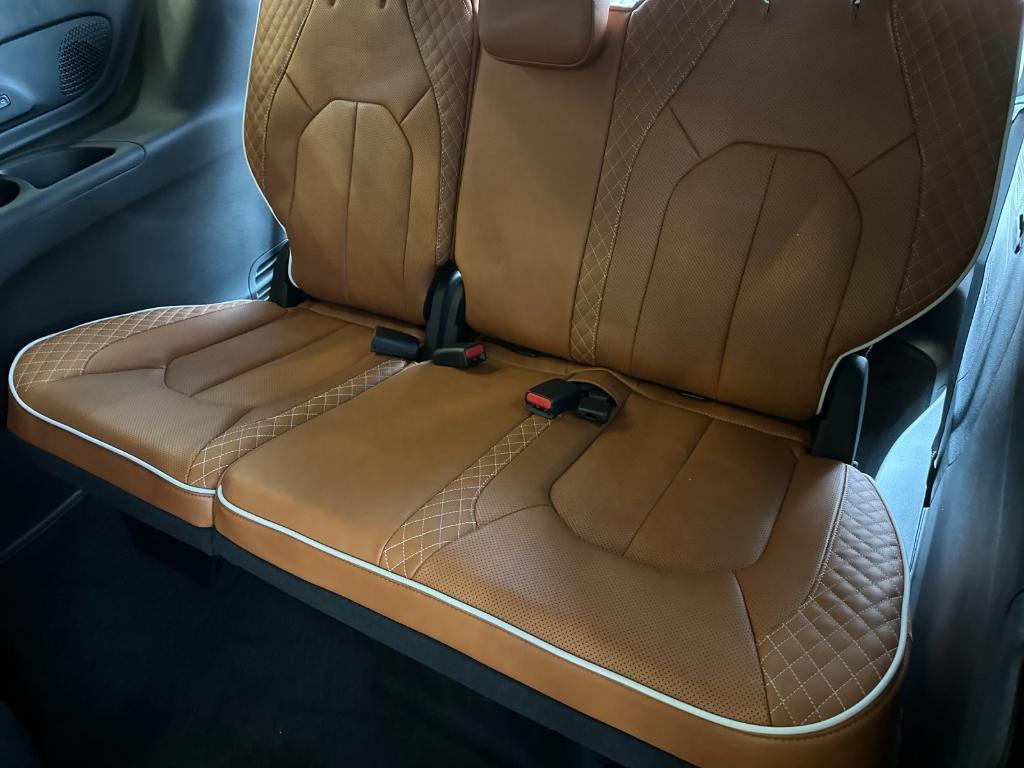 new 2026 Chrysler Pacifica car, priced at $60,430