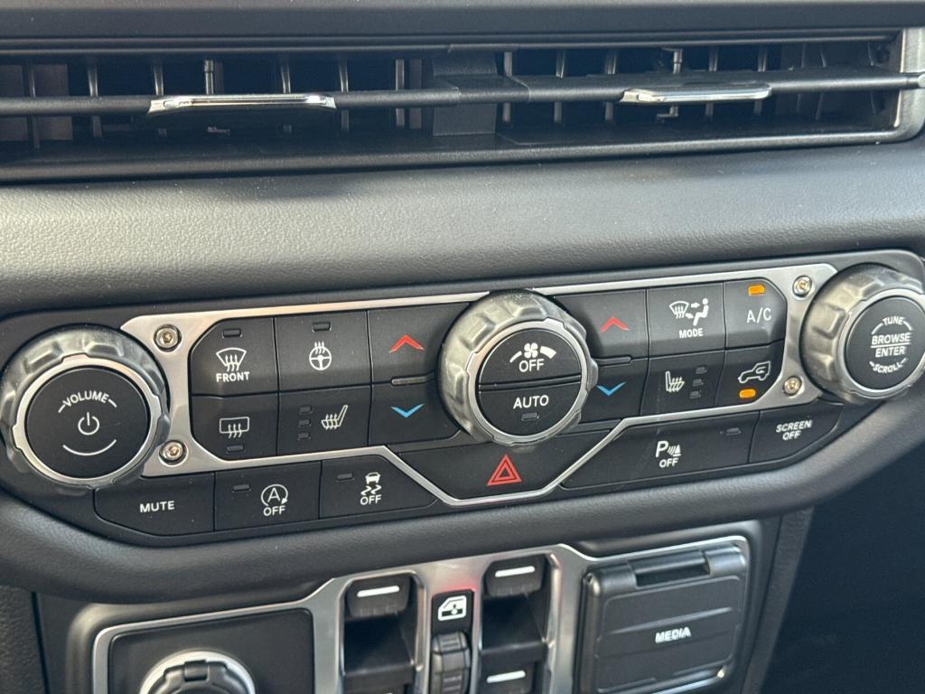 new 2025 Jeep Wrangler car, priced at $73,950