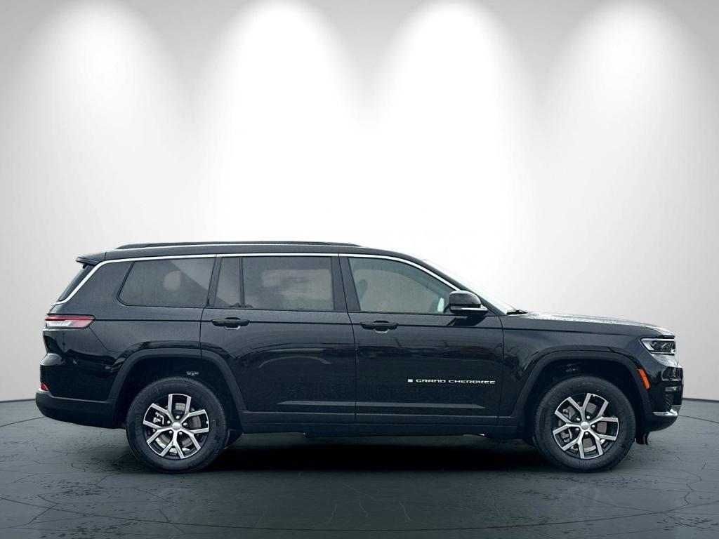 new 2025 Jeep Grand Cherokee L car, priced at $52,860