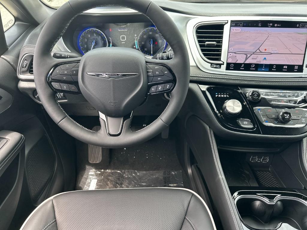 new 2025 Chrysler Pacifica car, priced at $55,840