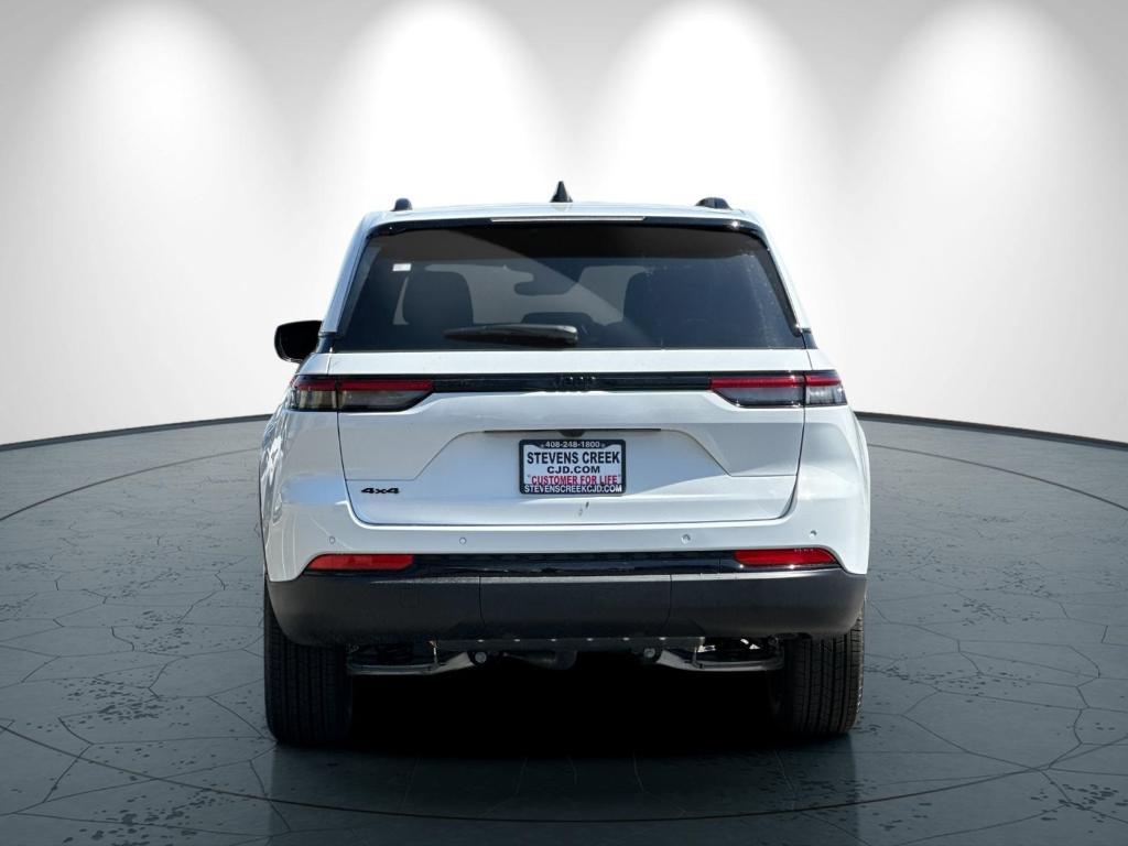 new 2025 Jeep Grand Cherokee car, priced at $45,635