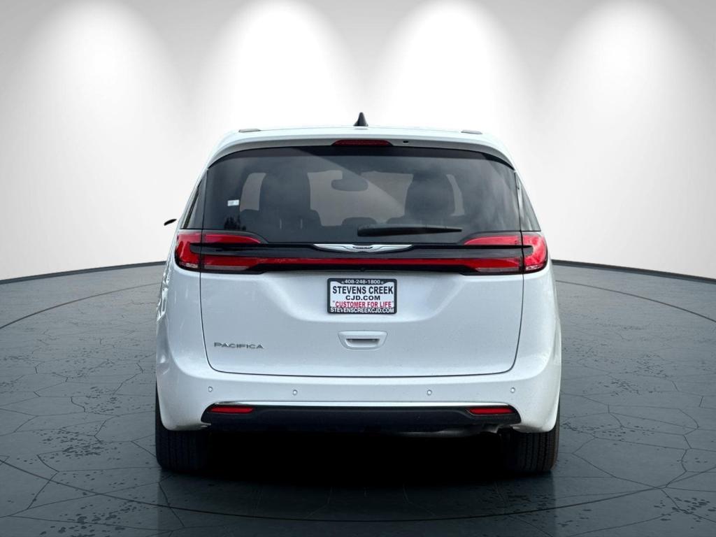 new 2025 Chrysler Pacifica car, priced at $44,445