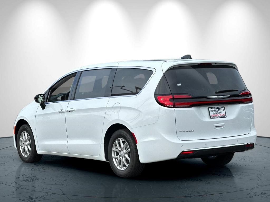 new 2025 Chrysler Pacifica car, priced at $44,445