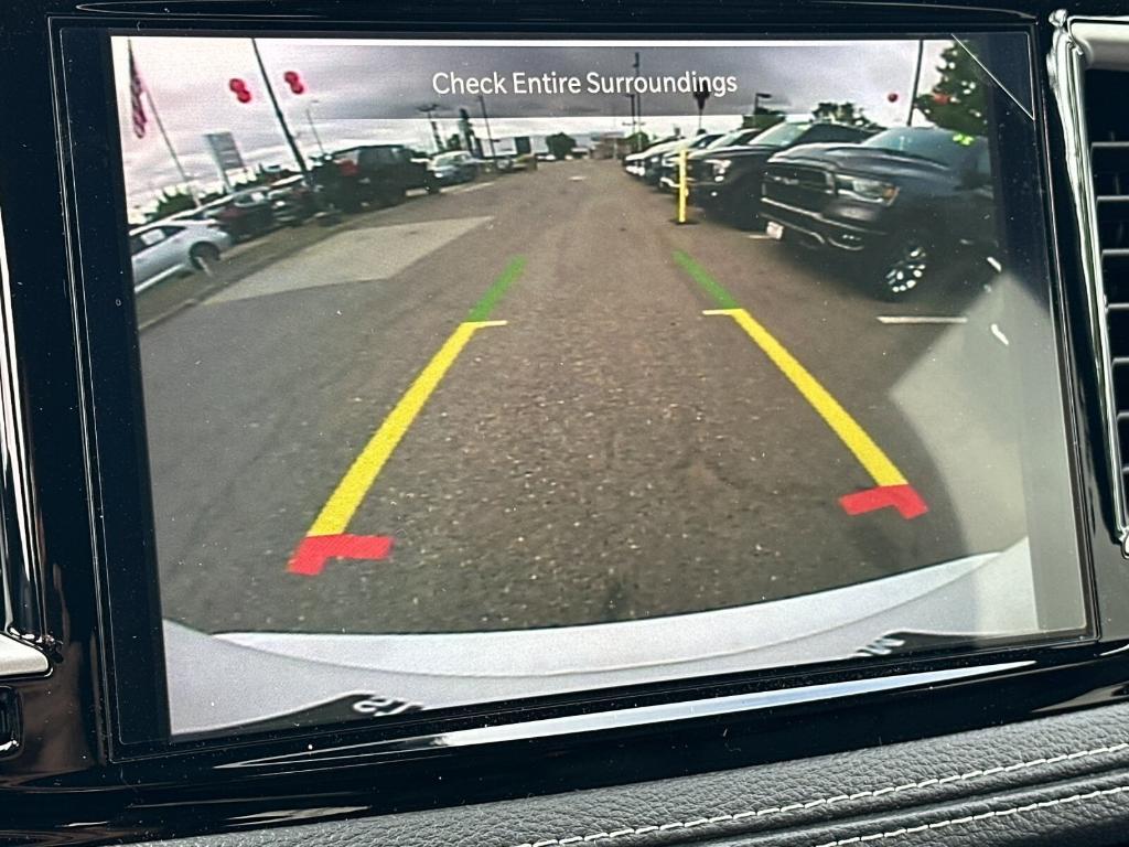 new 2025 Chrysler Pacifica car, priced at $44,445