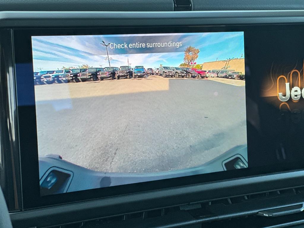 new 2025 Jeep Gladiator car, priced at $51,005