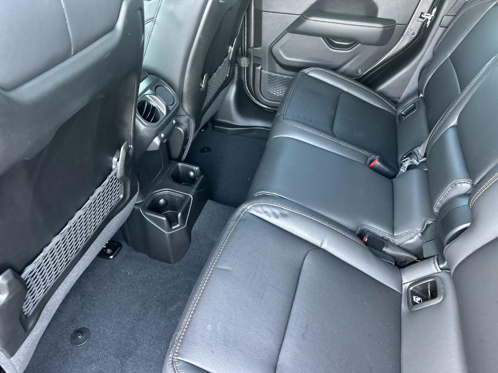 new 2025 Jeep Gladiator car, priced at $51,005