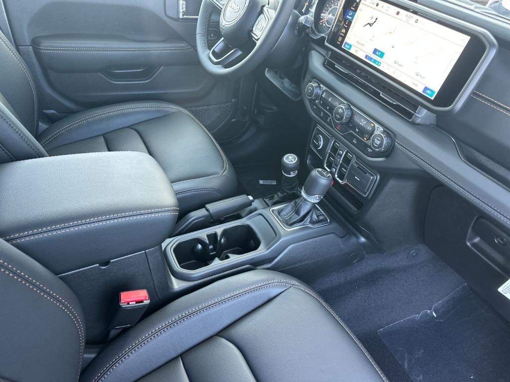 new 2025 Jeep Gladiator car, priced at $51,005