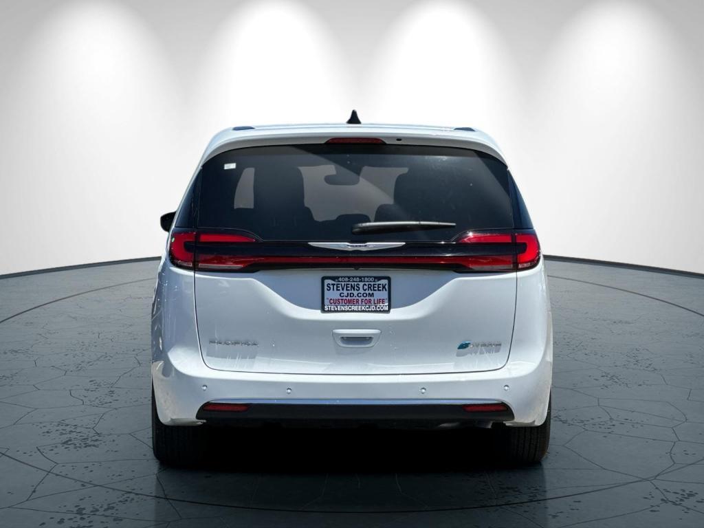 new 2025 Chrysler Pacifica Hybrid car, priced at $53,050