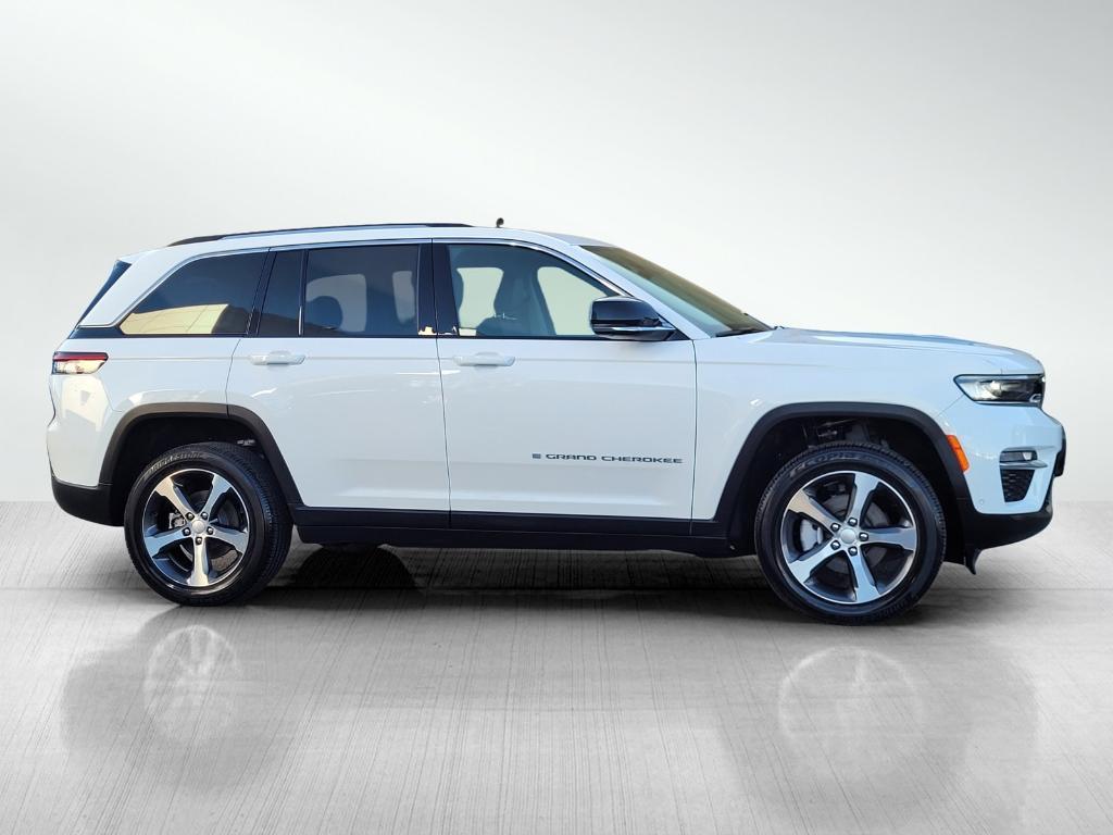 used 2023 Jeep Grand Cherokee car, priced at $39,998