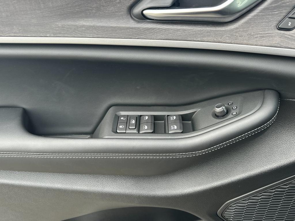 new 2025 Jeep Grand Cherokee car, priced at $52,735