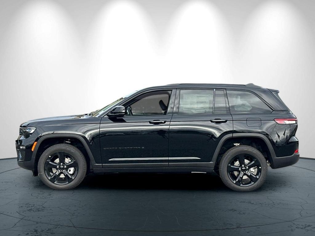 new 2025 Jeep Grand Cherokee car, priced at $52,735