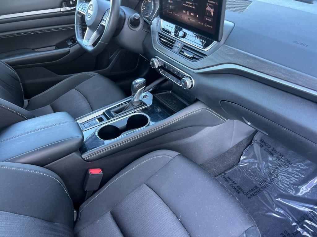 used 2023 Nissan Altima car, priced at $22,987