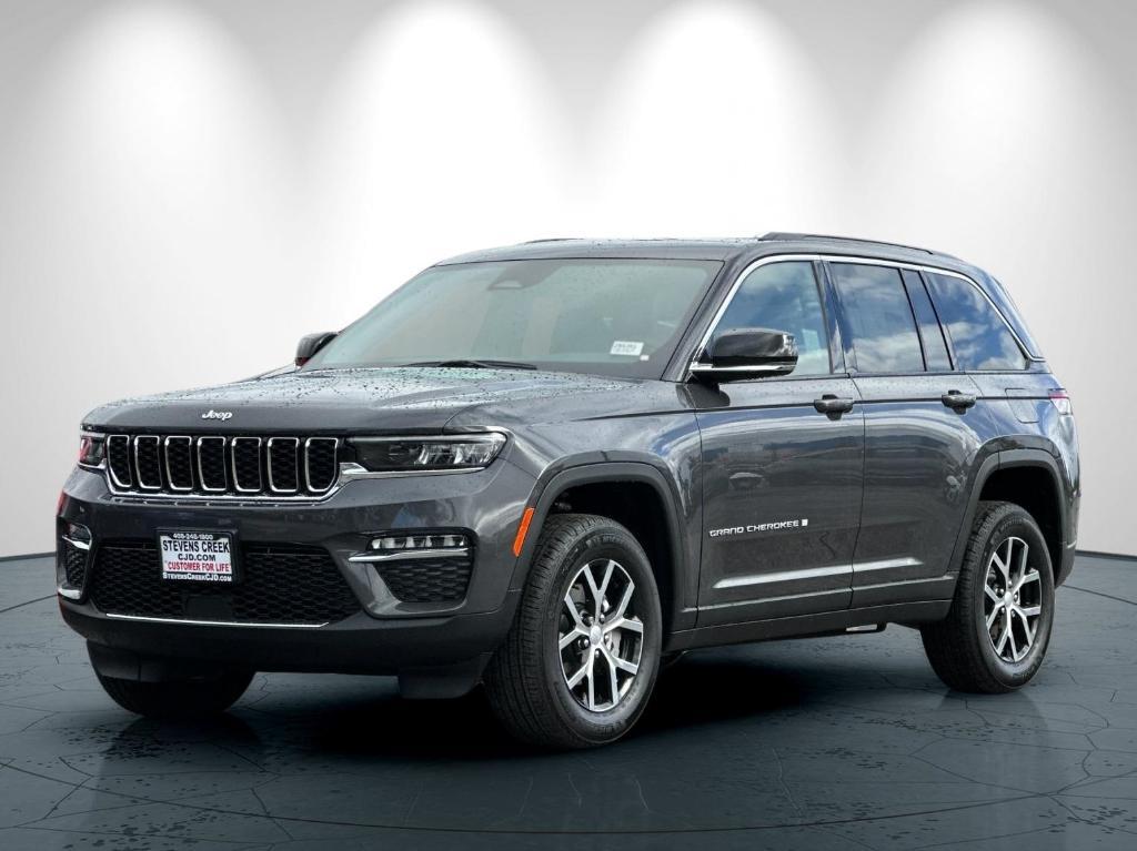 new 2025 Jeep Grand Cherokee car, priced at $47,495