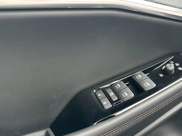 new 2025 Jeep Wagoneer S car