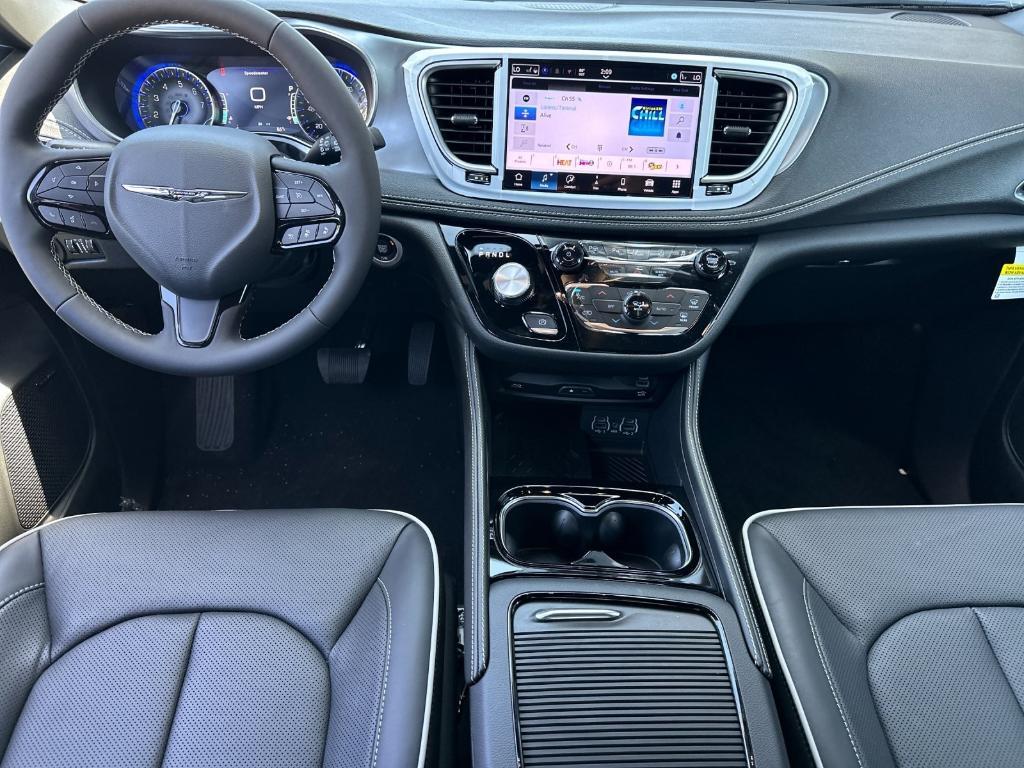 new 2025 Chrysler Pacifica car, priced at $59,165
