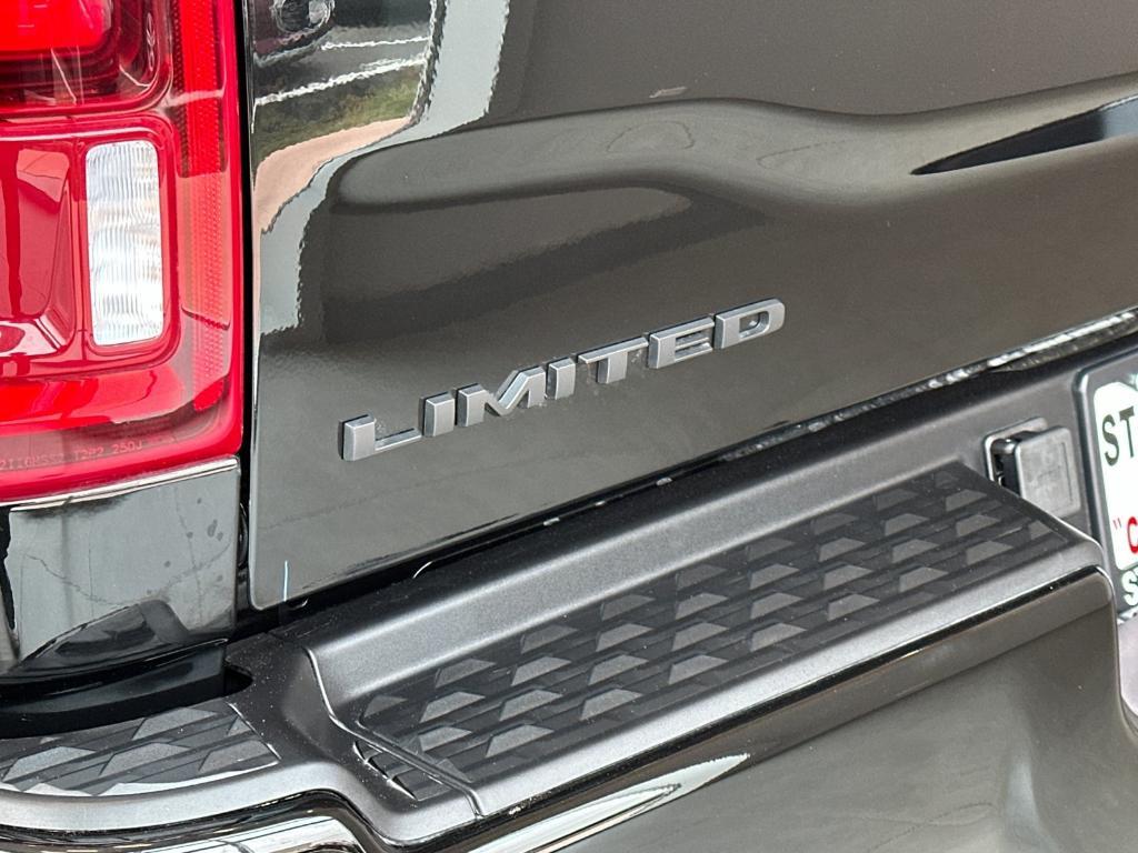 new 2025 Ram 3500 car