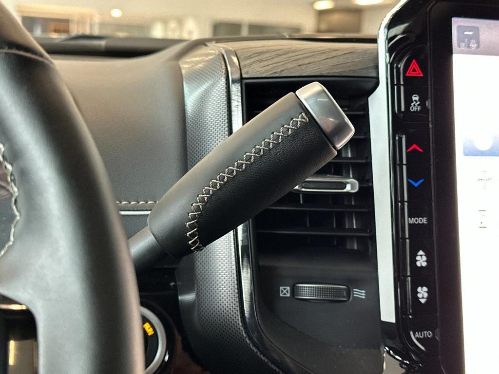 new 2025 Ram 3500 car