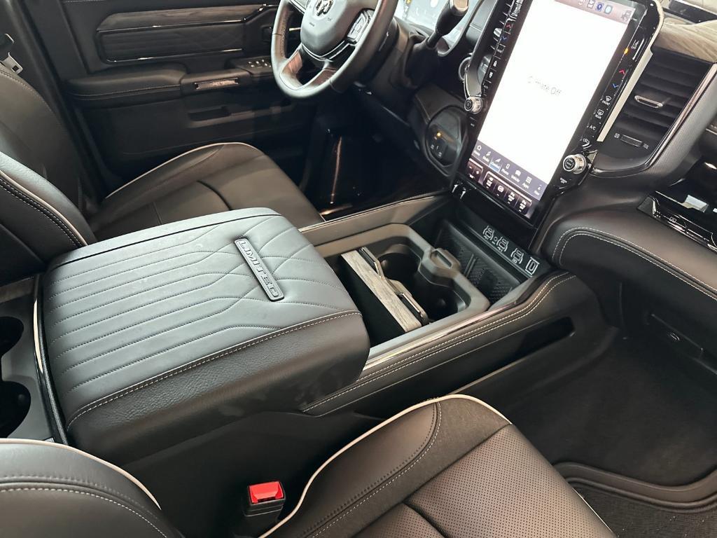 new 2025 Ram 3500 car