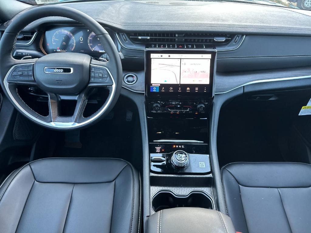 new 2025 Jeep Grand Cherokee L car, priced at $49,495