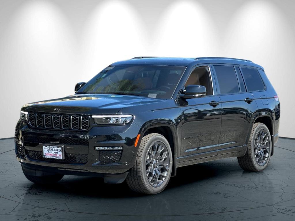 new 2025 Jeep Grand Cherokee L car, priced at $74,600