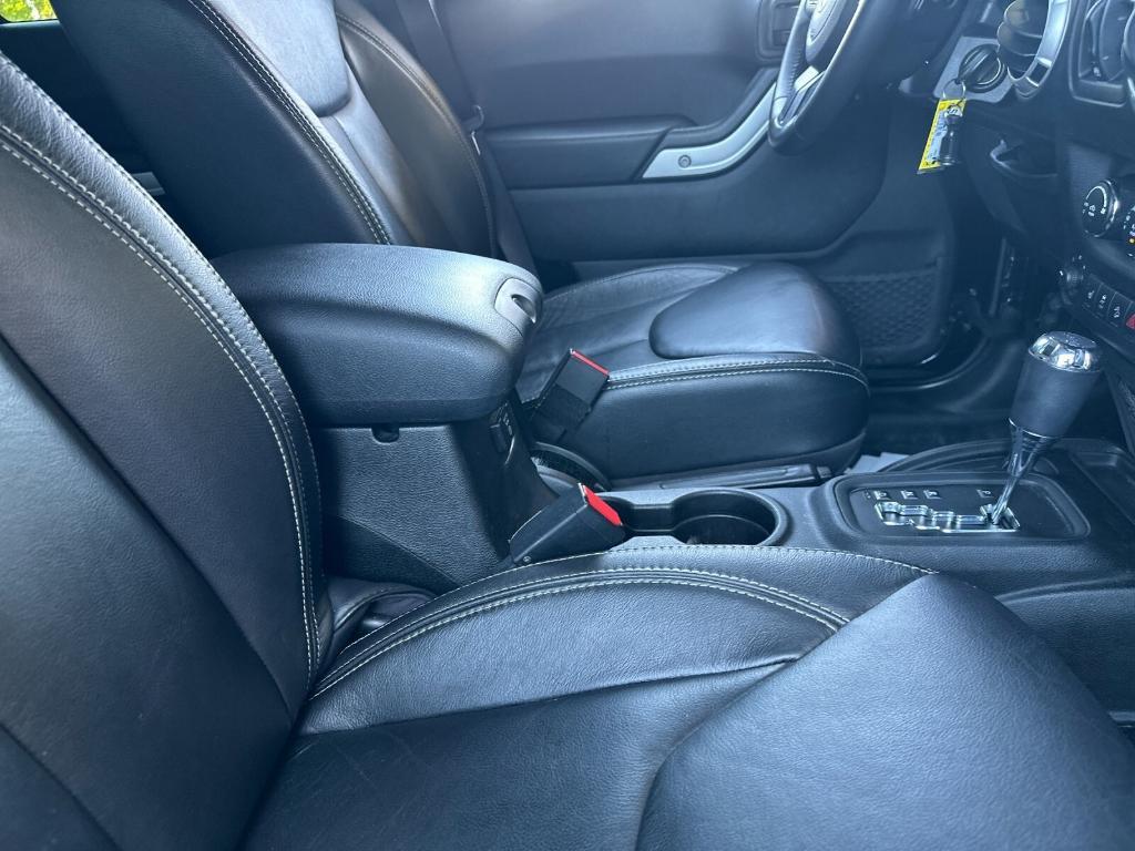 used 2014 Jeep Wrangler Unlimited car, priced at $26,998