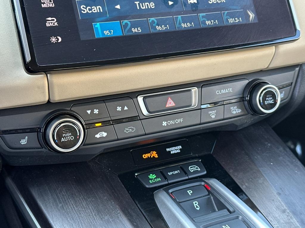 used 2019 Honda Clarity Plug-In Hybrid car, priced at $22,679