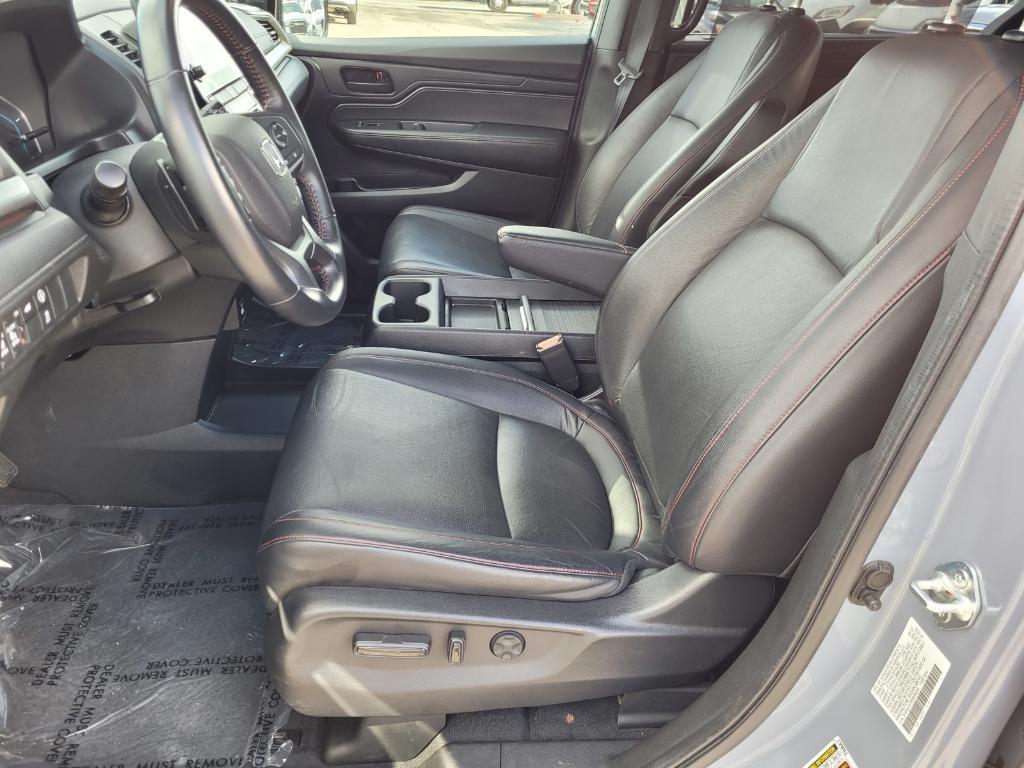 used 2023 Honda Odyssey car, priced at $37,704